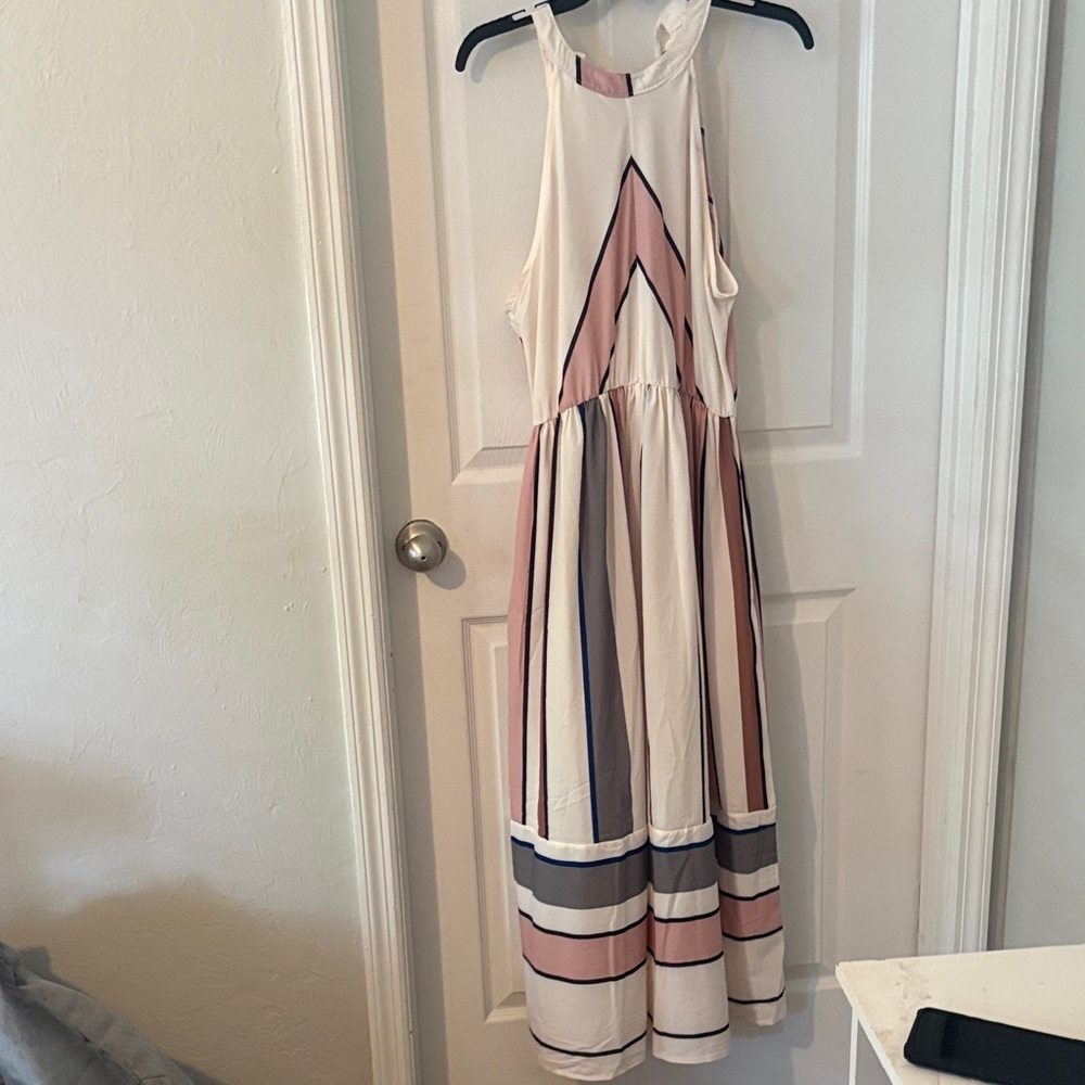 Elegant Pink and Cream Maxi Dress